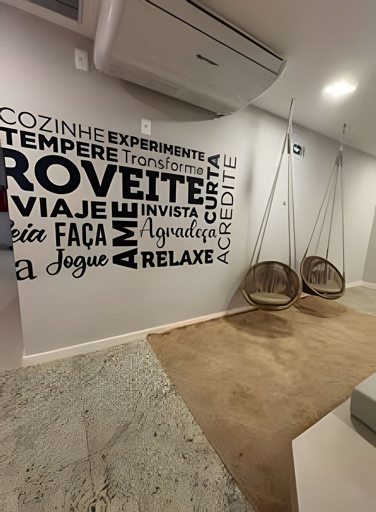 Incrível studio com infra estrutura e perto das praias