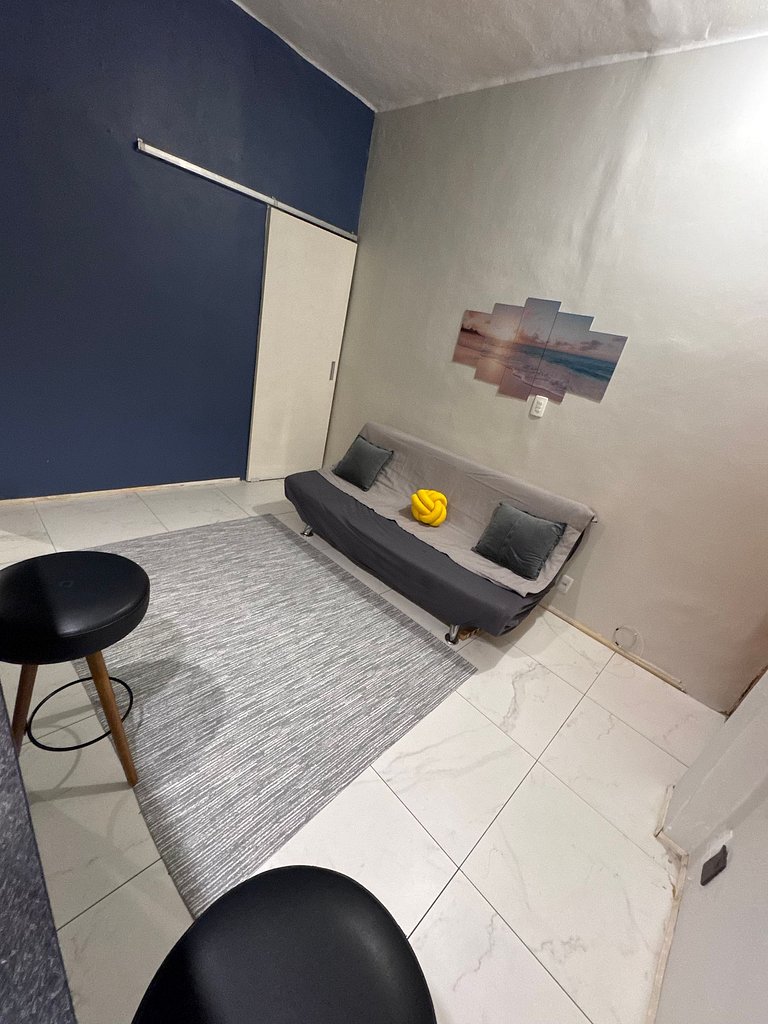 Leme/Copacabana: Your Beach Paradise, 50m Away!