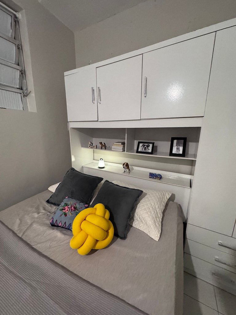 Leme/Copacabana: Seu Paraíso a 50m da Praia!