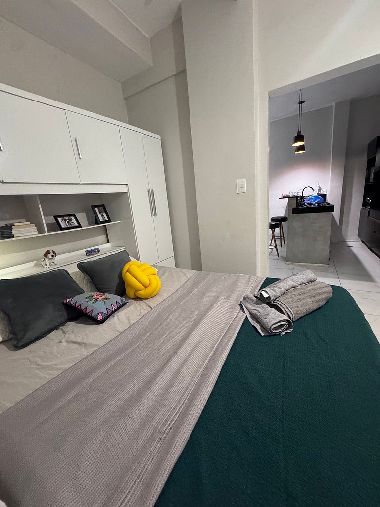 Leme/Copacabana: Seu Paraíso a 50m da Praia!