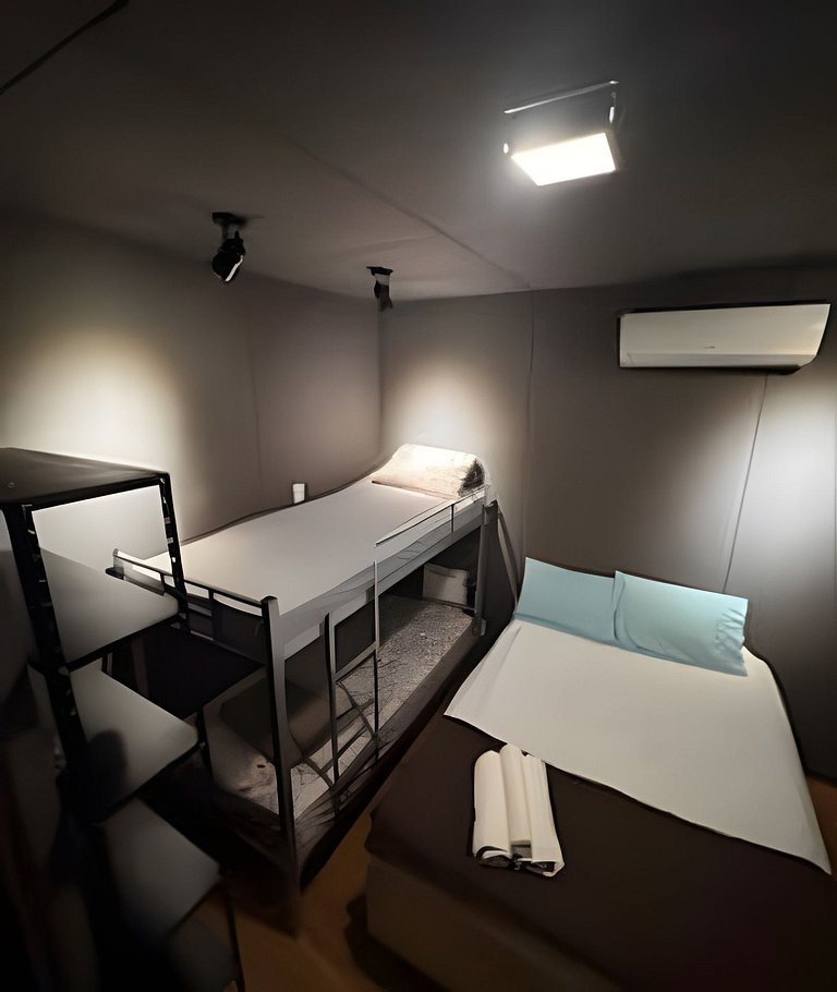 Passos do Metrô da Glória! Silêncio e Portaria 24h