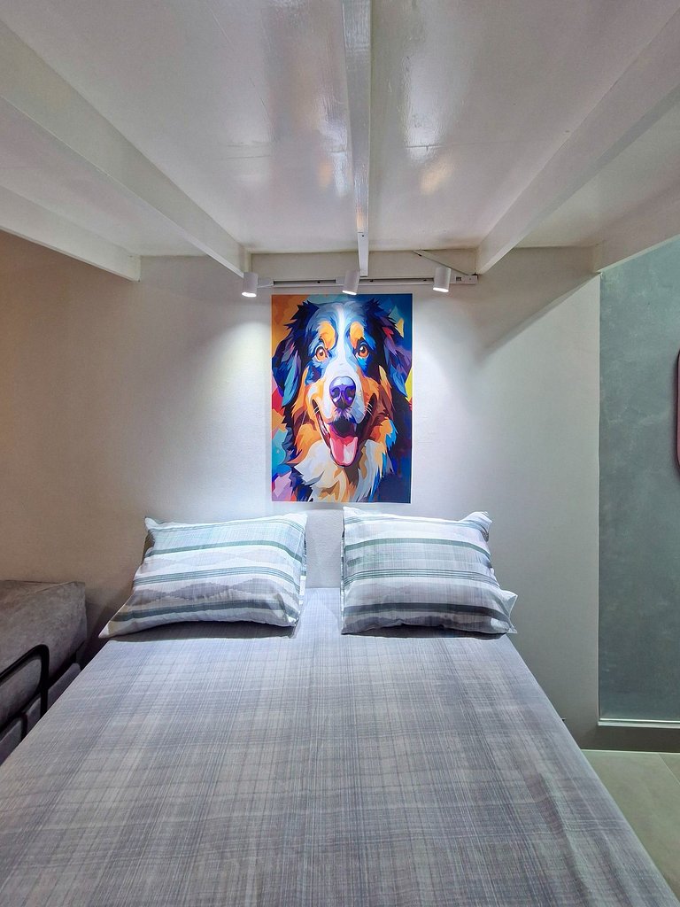 Apartamento com varanda pertinho de tudo no Centro, comercio