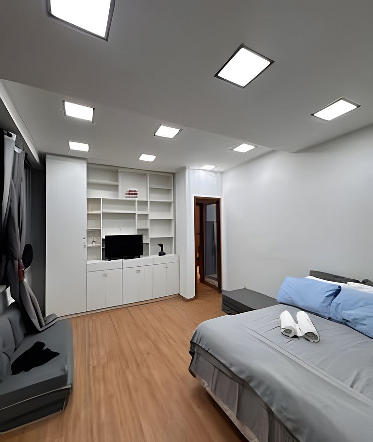 Su Mirador con Vista Deslumbrante y Cerca de Todo