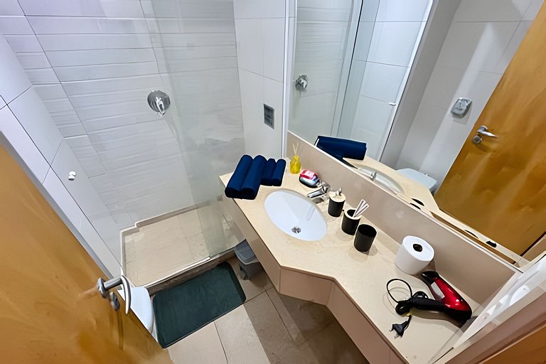 Studio 1103: Piscina, academia, Wi-Fi e conforto!