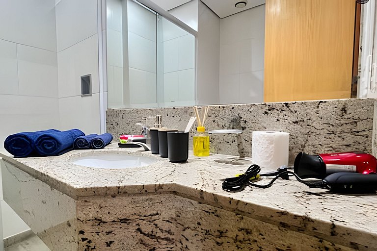 Studio 1409: Piscina, academia e Wi-Fi.