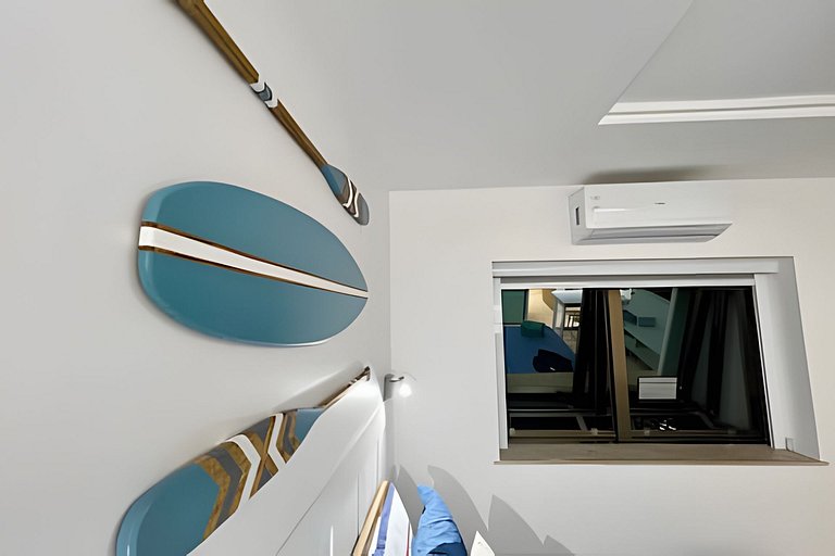 Studio: 5-Star Comfort and Pool Awaiting You.