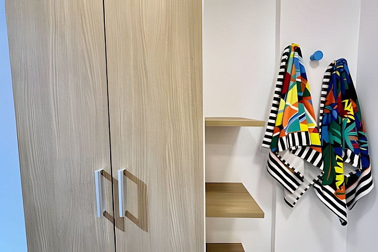 Studio: Confort 5 Estrellas y Piscina a Su Espera.