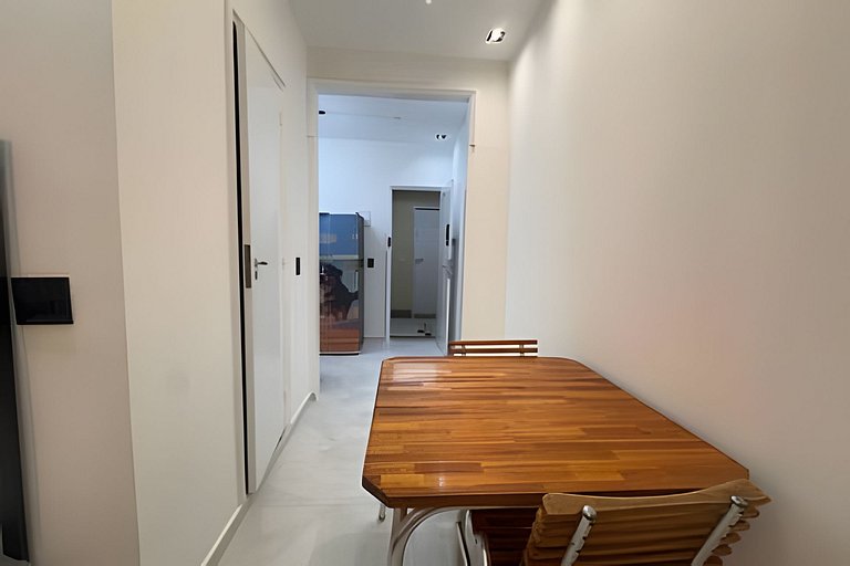 Apto Super Localizado Fácil Acesso a Toda a Cidade