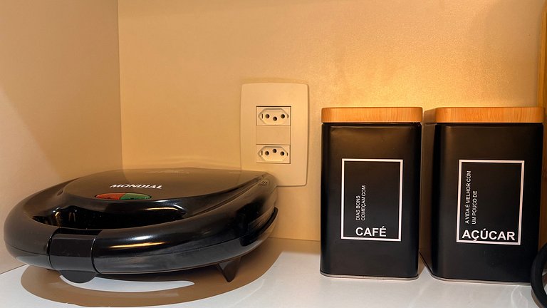 Incrível studio com infra estrutura e perto das praias