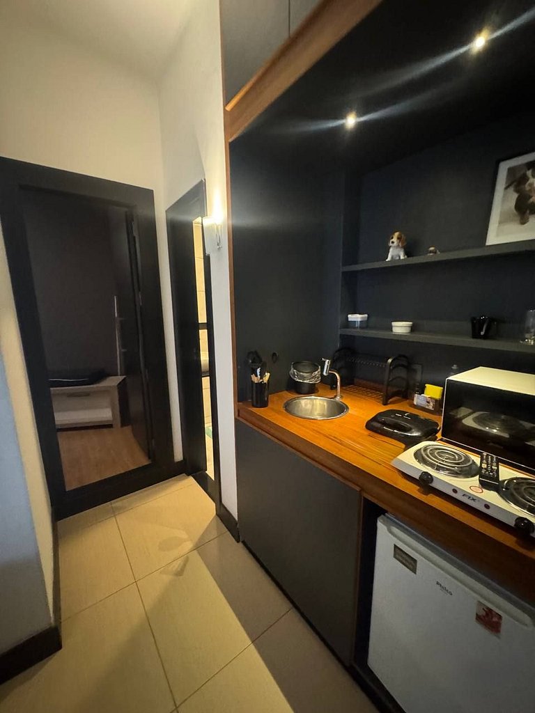 Passos do Metrô da Glória! Silêncio e Portaria 24h