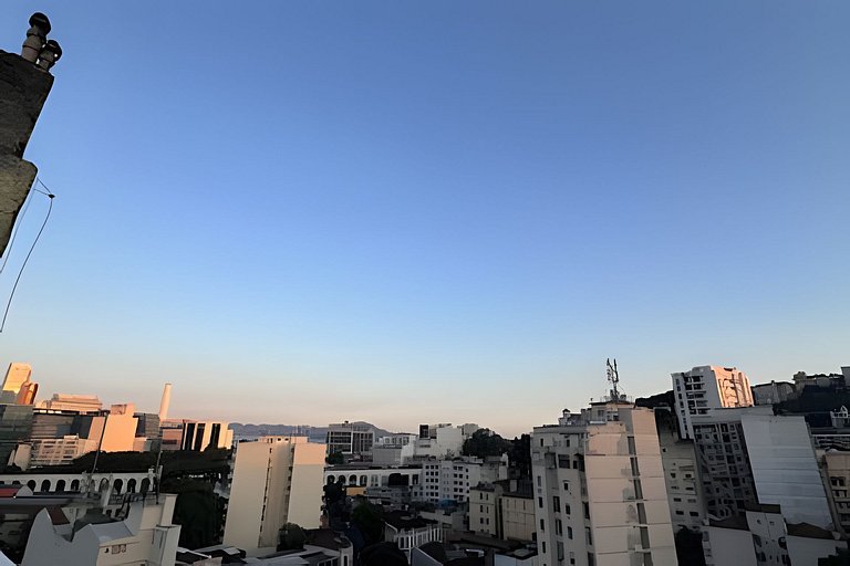 Sala quarto amplo, pertinho de tudo! Lapa