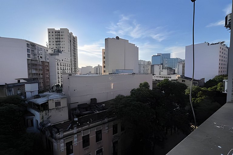 Sala quarto amplo, pertinho de tudo! Lapa