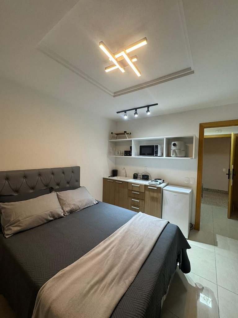 Incrível studio com infra estrutura e perto das praias