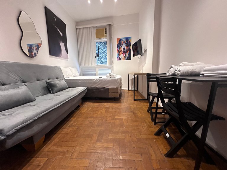 Incrível studio com infra estrutura e perto das praias